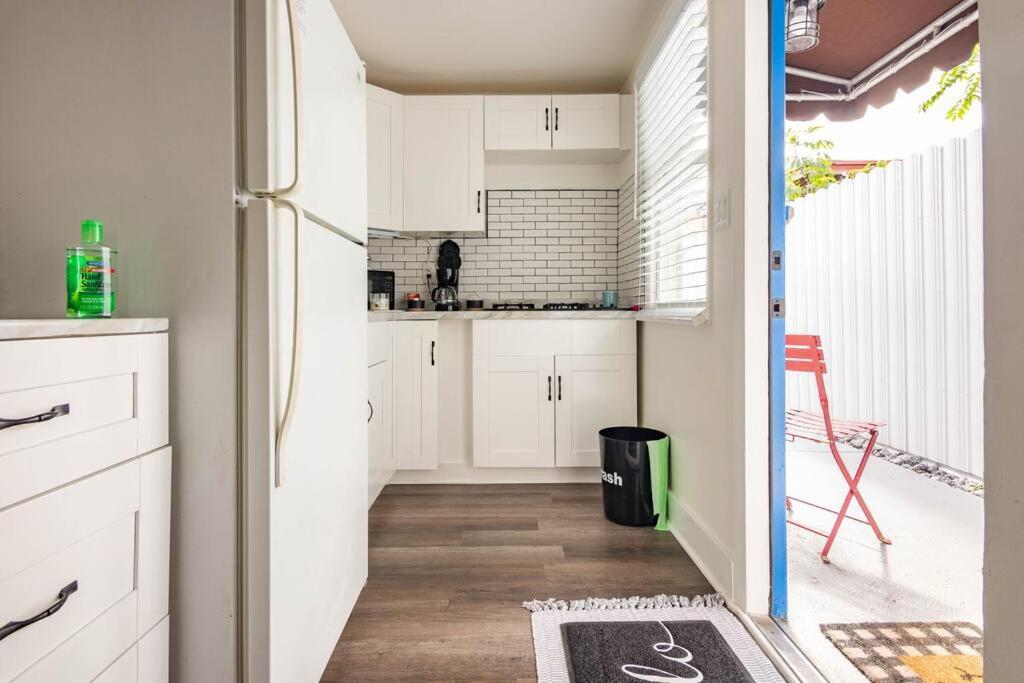 Sleeps 3, Cozy, Boho Style, In The Heart Of Miami -Free Parking Apartment Exterior photo